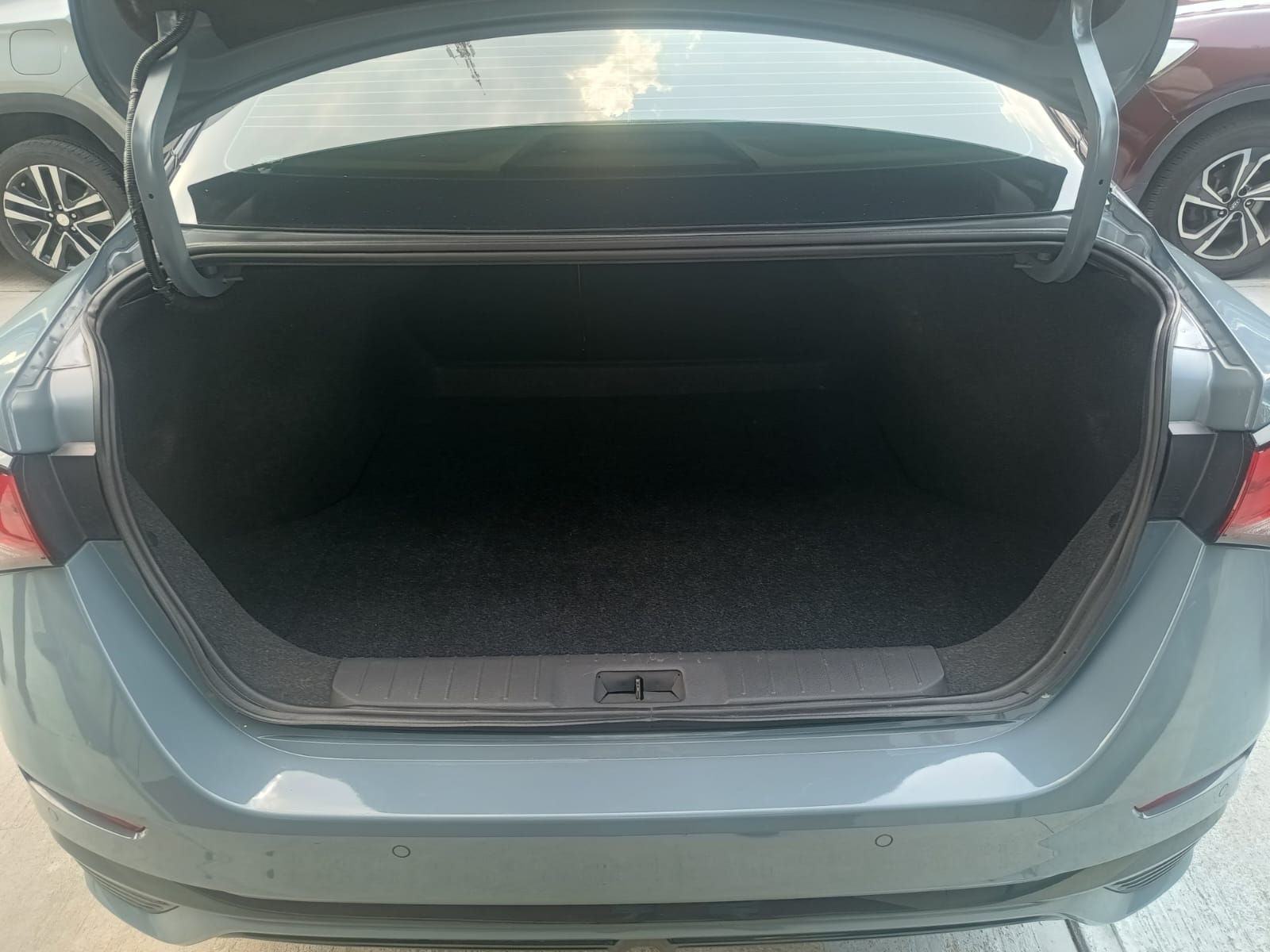2024 Nissan SENTRA 4P SR PLATINUM BI-TONO L42.0 AUT