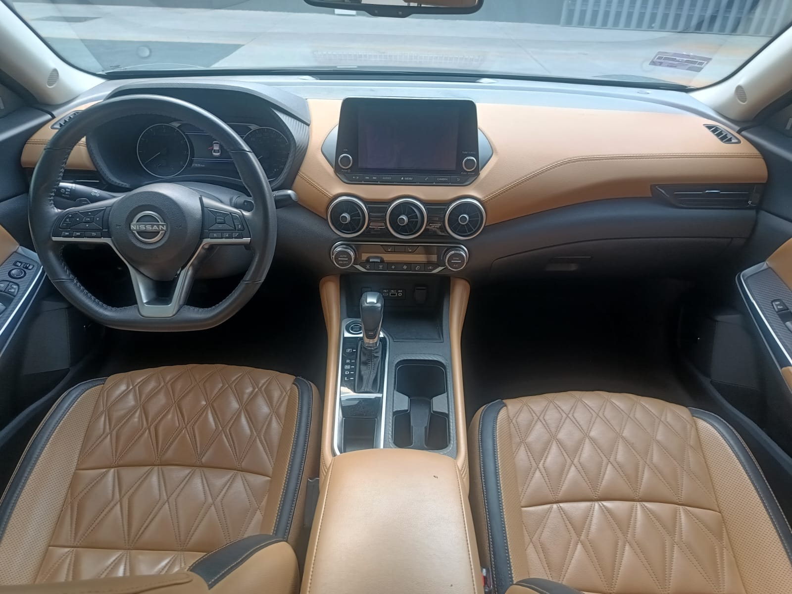 2024 Nissan SENTRA 4P SR PLATINUM BI-TONO L42.0 AUT