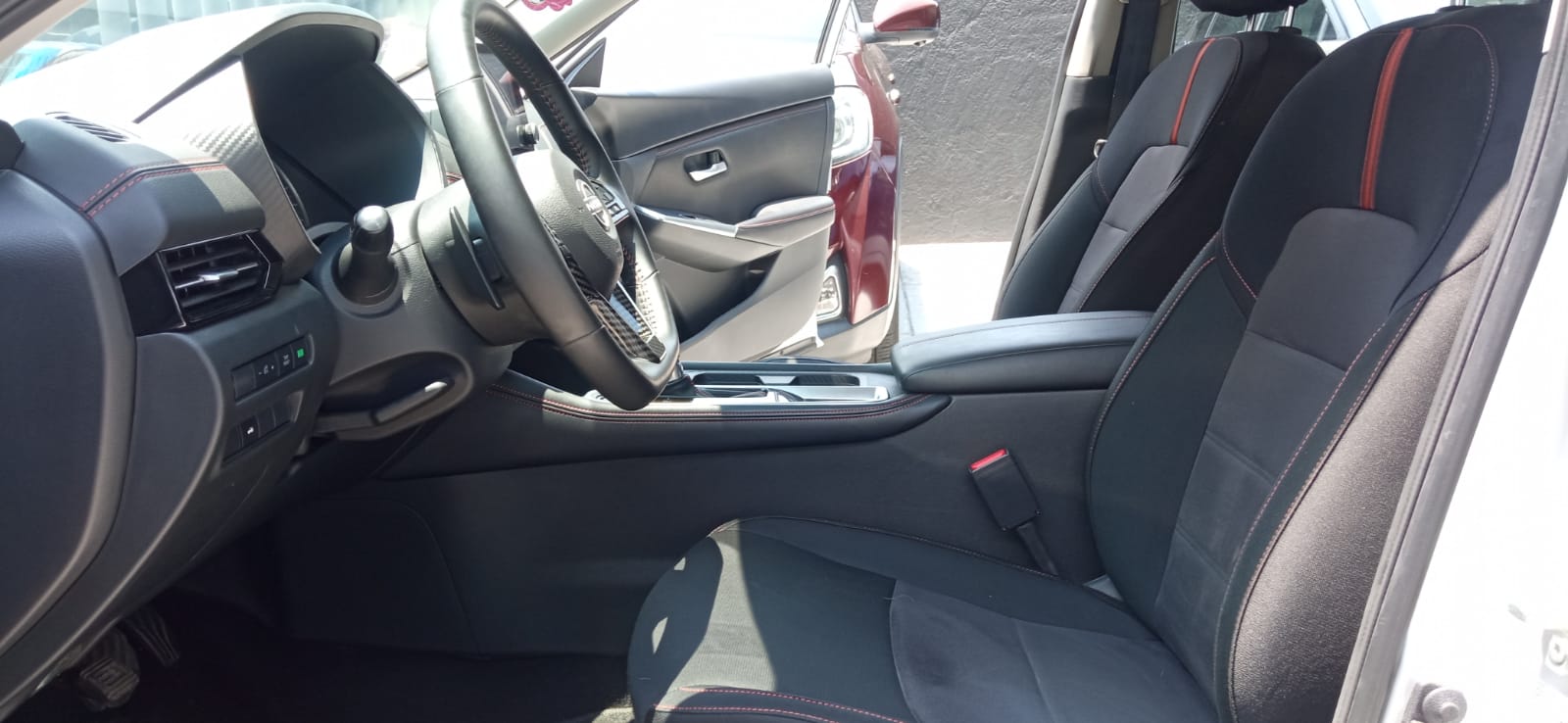 2025 Nissan SENTRA 4P SR L42.0 AUT