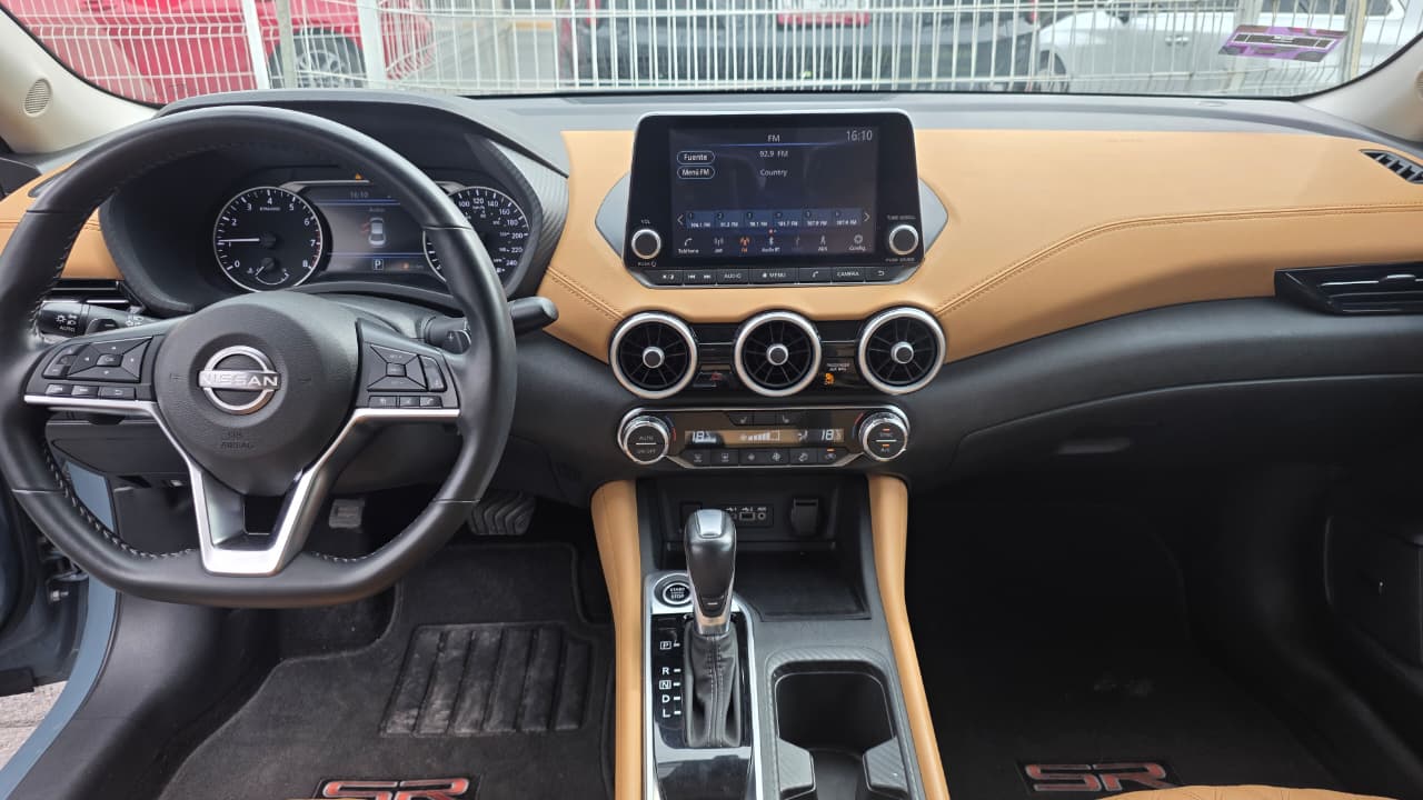 2025 Nissan SENTRA 4P SR PLATINUM BI-TONO L42.0 AUT
