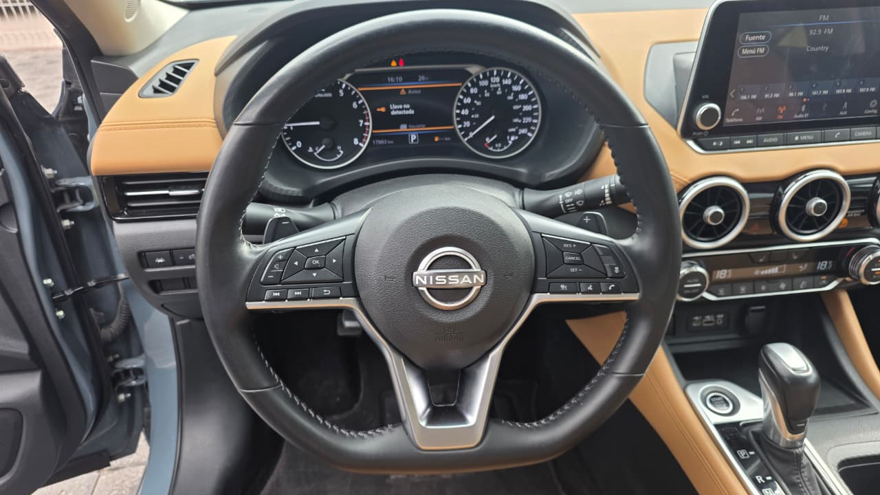 2025 Nissan SENTRA 4P SR PLATINUM BI-TONO L42.0 AUT