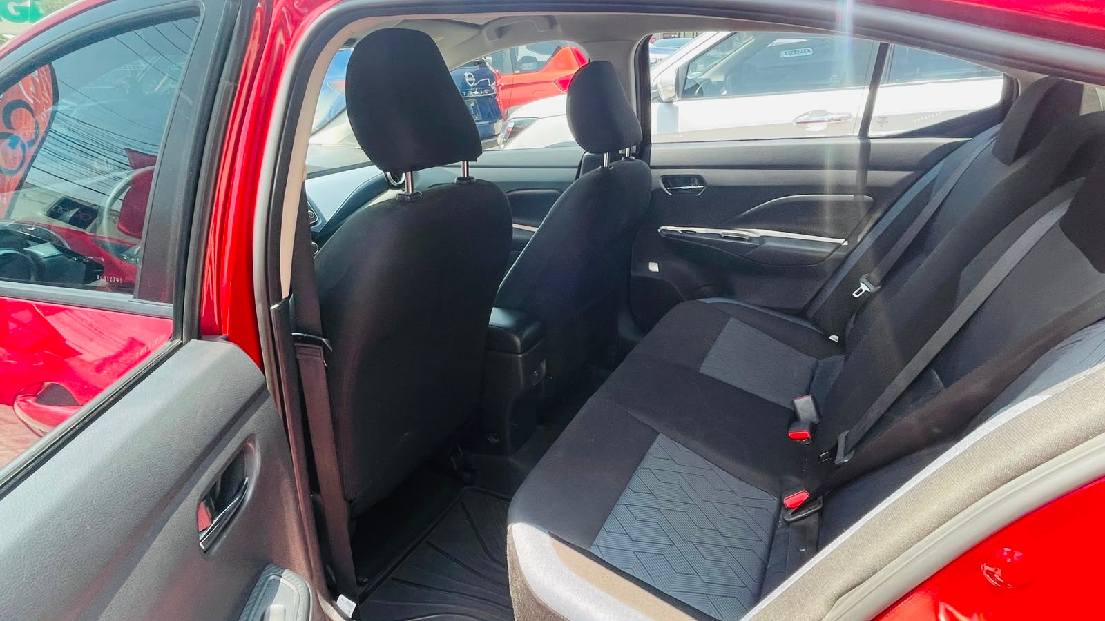 2024 Nissan VERSA 4P ADVANCE L41.6 AUT