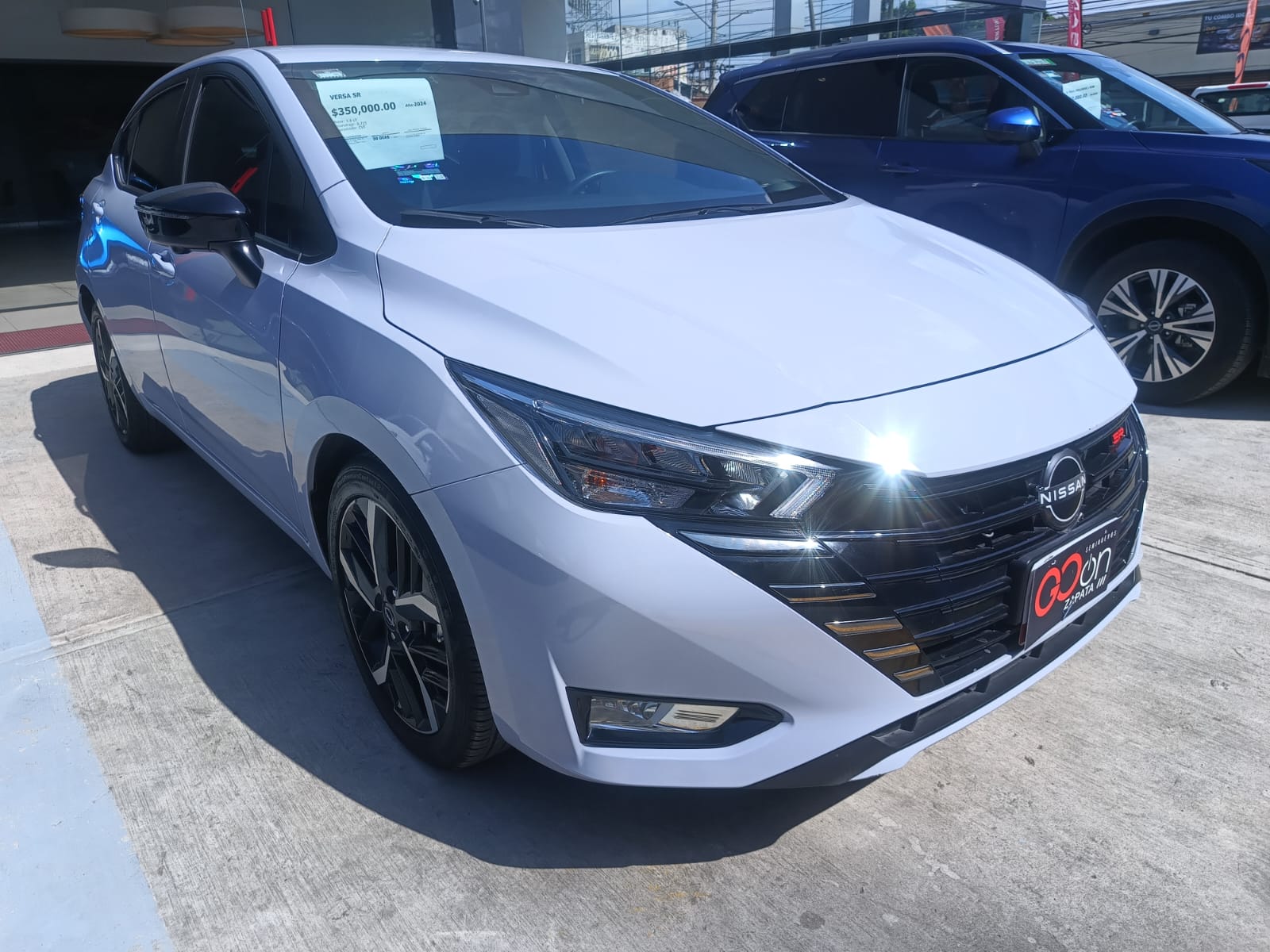 2024 Nissan VERSA 4P SR L41.6 AUT