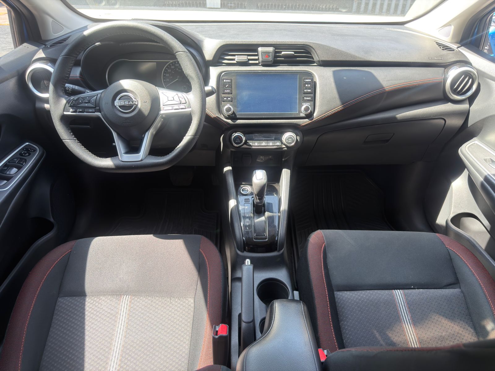 2024 Nissan VERSA 4P SR L41.6 AUT