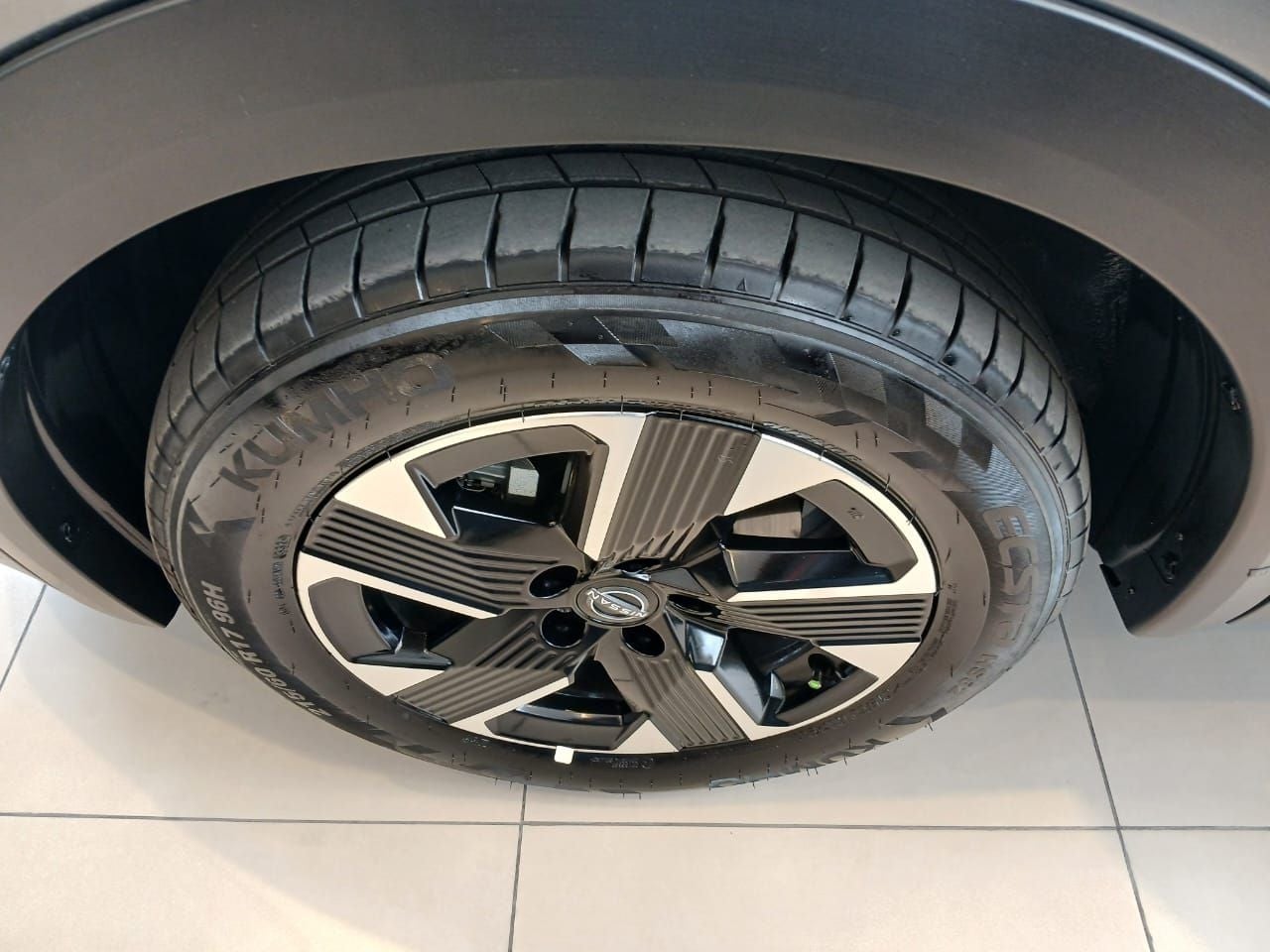 2025 Nissan KICKS 5P ADVANCE L42.0 AUT