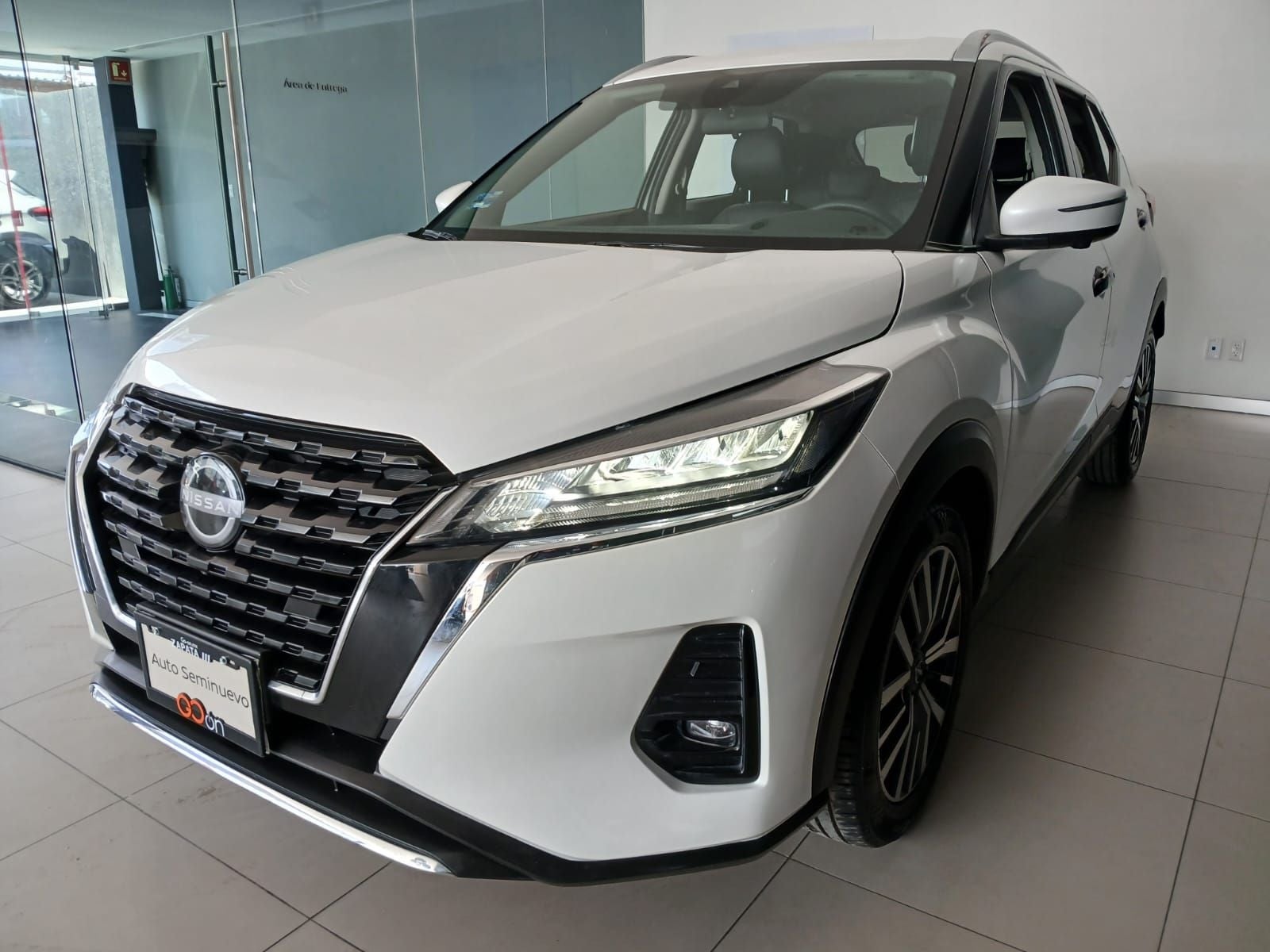 2024 Nissan KICKS 5P PLATINUM L41.6 AUT