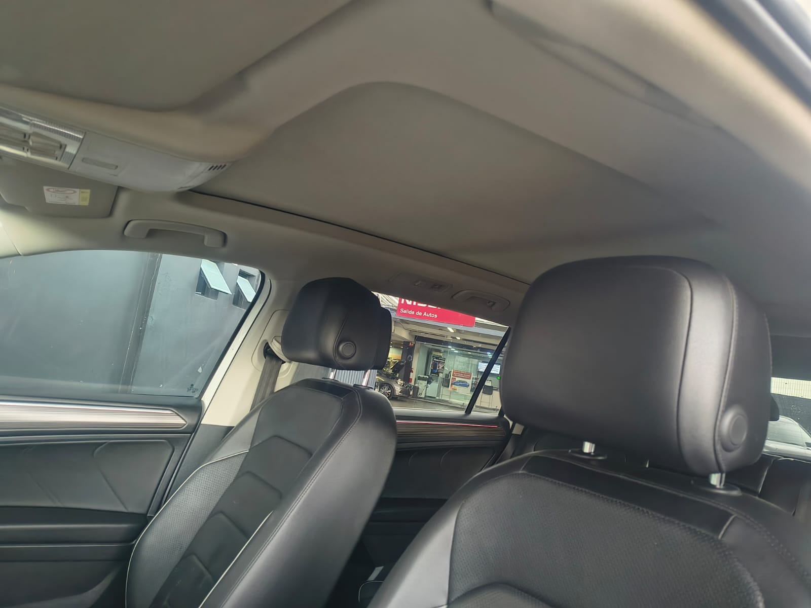2022 Volkswagen TIGUAN 5 PTS R-LINE 14T DSG PIEL QCP F LED RA-19