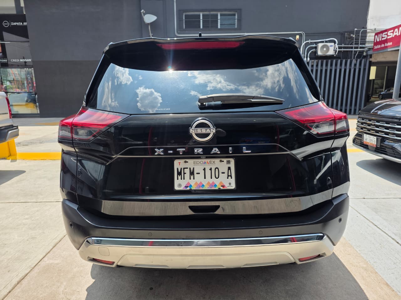 2023 Nissan X-TRAIL 5 PTS PLATINIUM PLUS CVT 2.5 LTS 2 ROW