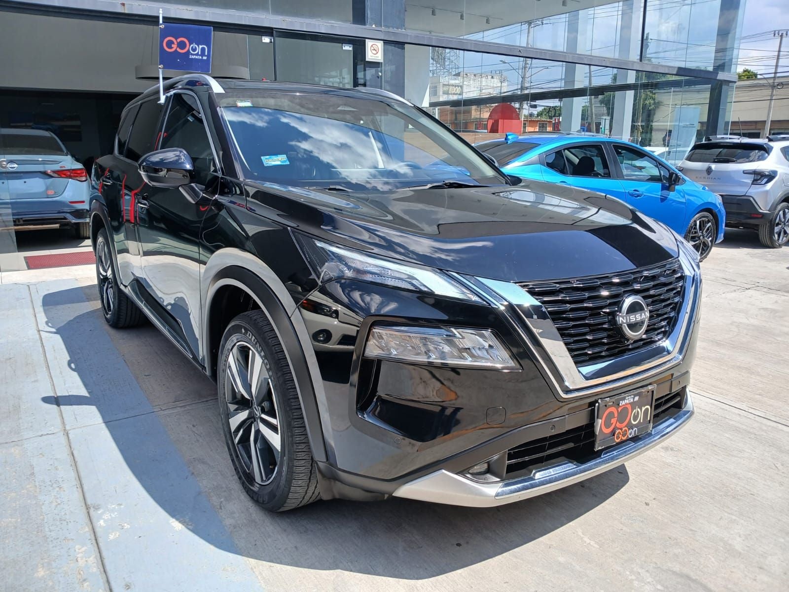 2023 Nissan X-TRAIL PLATINUM 2 FILAS
