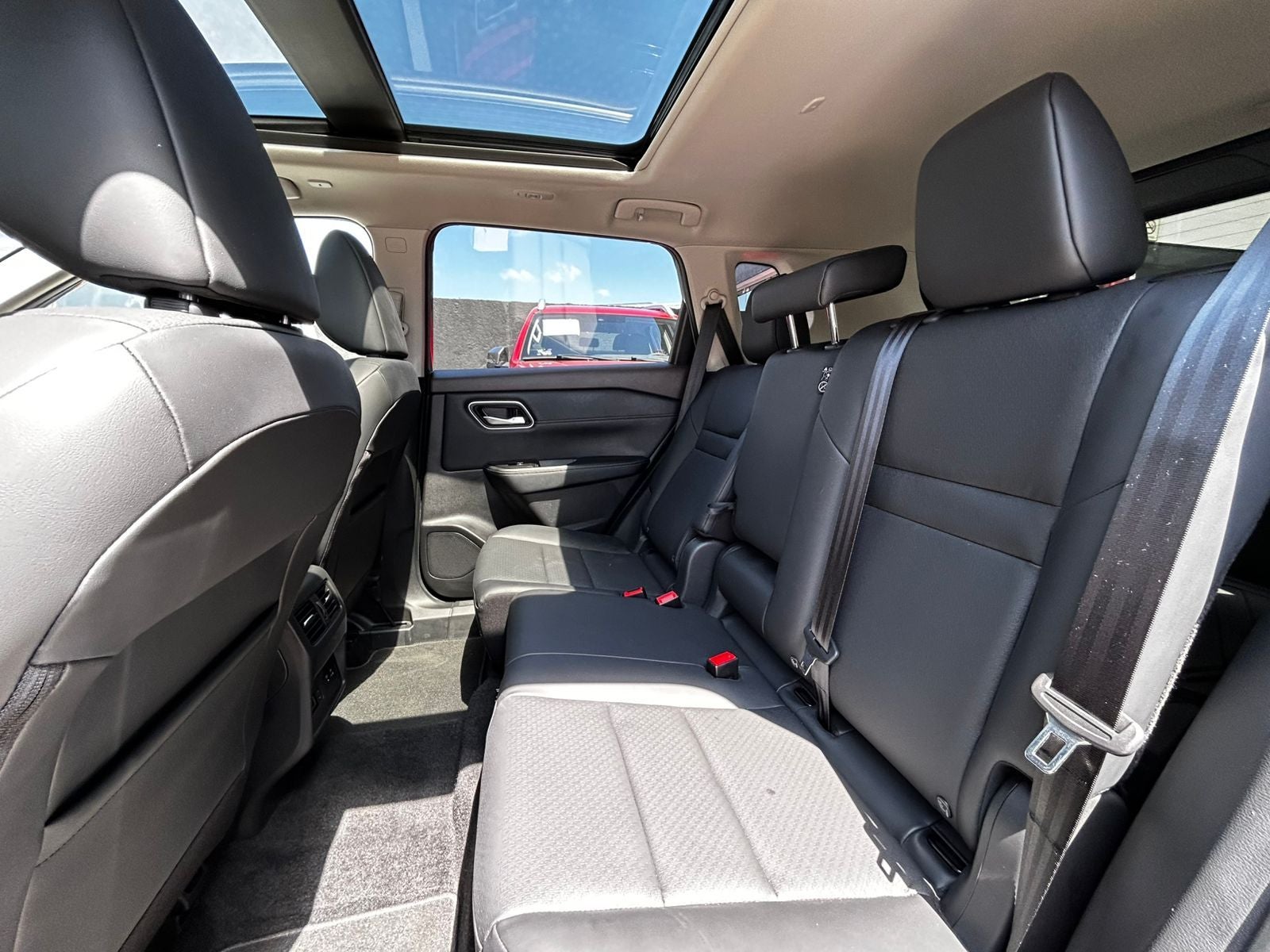 2025 Nissan X-TRAIL 5P PLATINUM E.POWER HEV L31.5 AUT