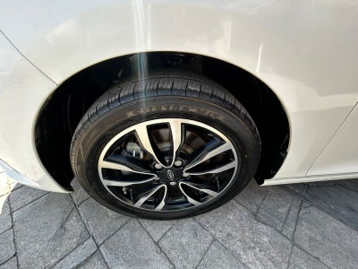 2023 JAC J7 4 PTS LIMITED 15T TA PIEL CAMARA REVERSA TP F LED RA-17