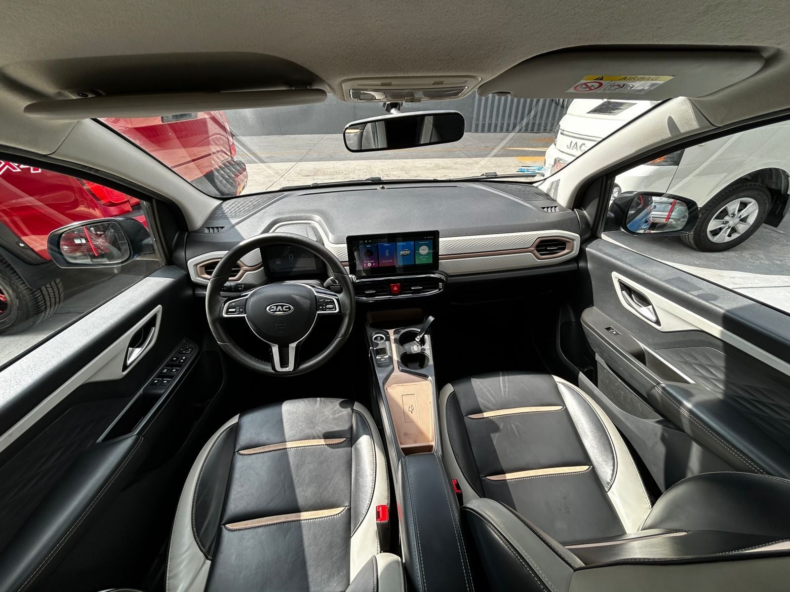 2022 JAC FRISON T6 4 PTS T8 DOBLE CABINA 20T TM6 AAC PIEL F LED RA-18