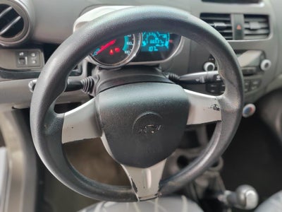 2017 Chevrolet SPARK 5 PTS HB LT CLASICO 12L TM5 AAC R-14