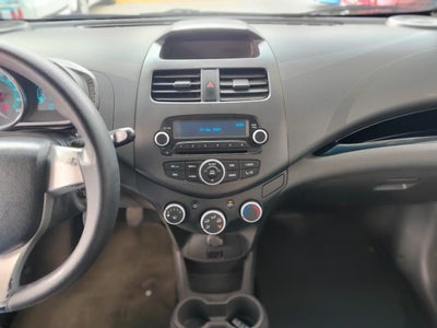 2017 Chevrolet SPARK 5 PTS HB LT CLASICO 12L TM5 AAC R-14