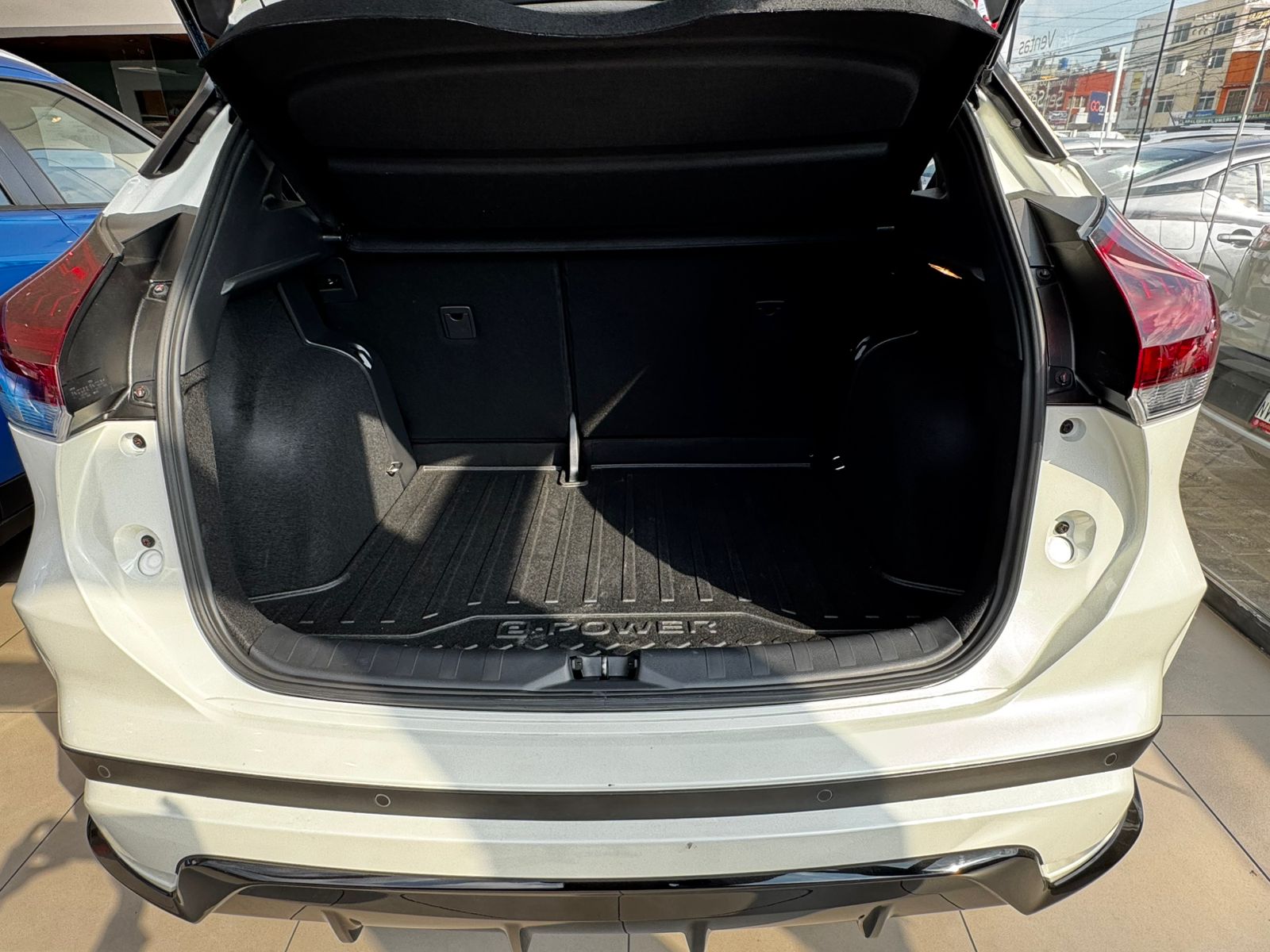 2025 Nissan KICKS PLAY E-POWER PLATINUM