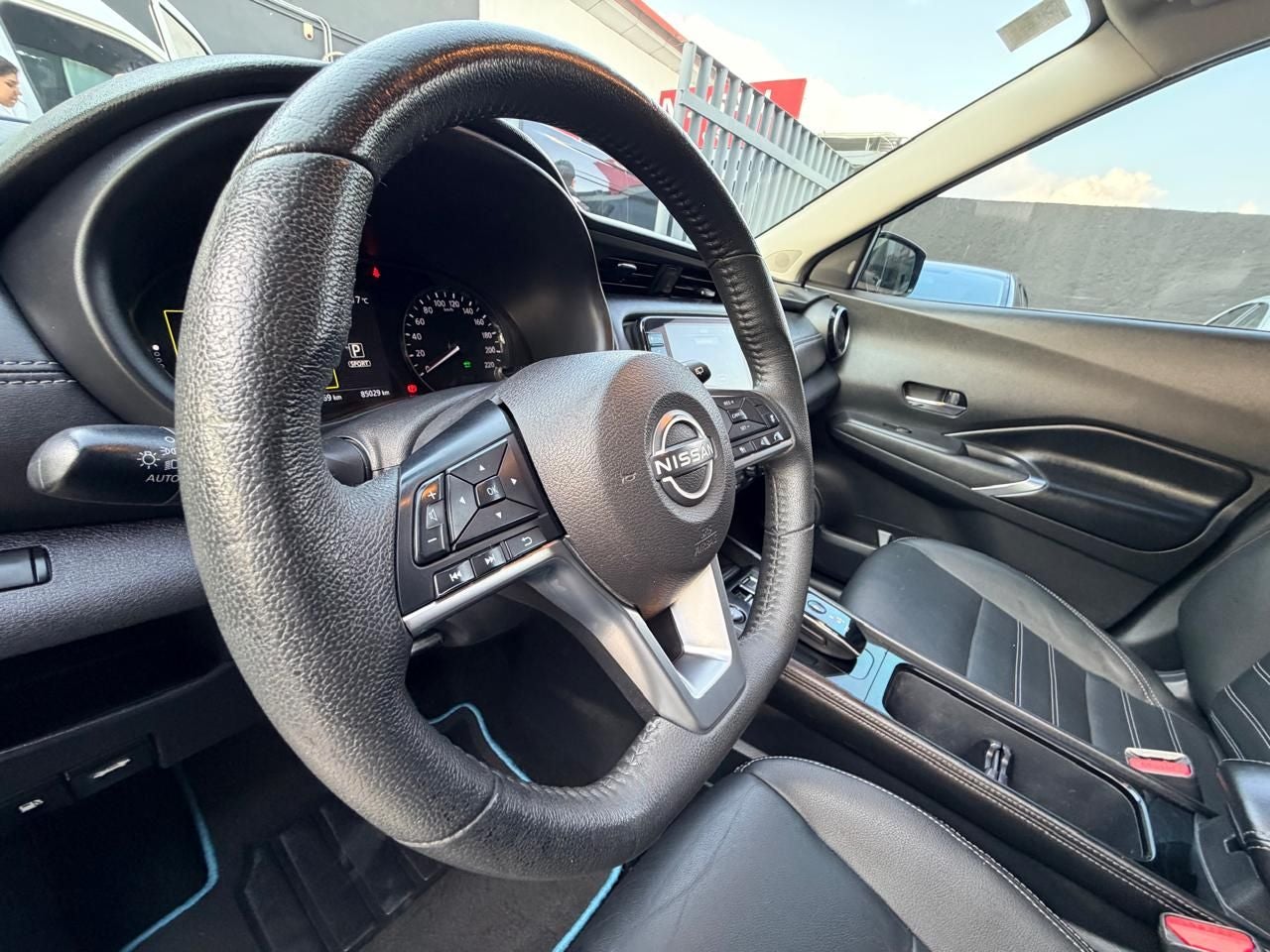 2023 Nissan KICKS 5 PTS E-POWER PLATINUM ELECTA PIEL ADAS RA-17