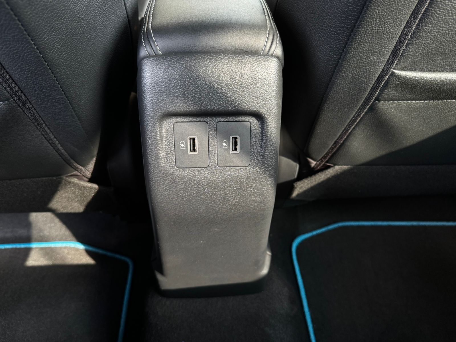 2025 Nissan KICKS PLAY E-POWER PLATINUM