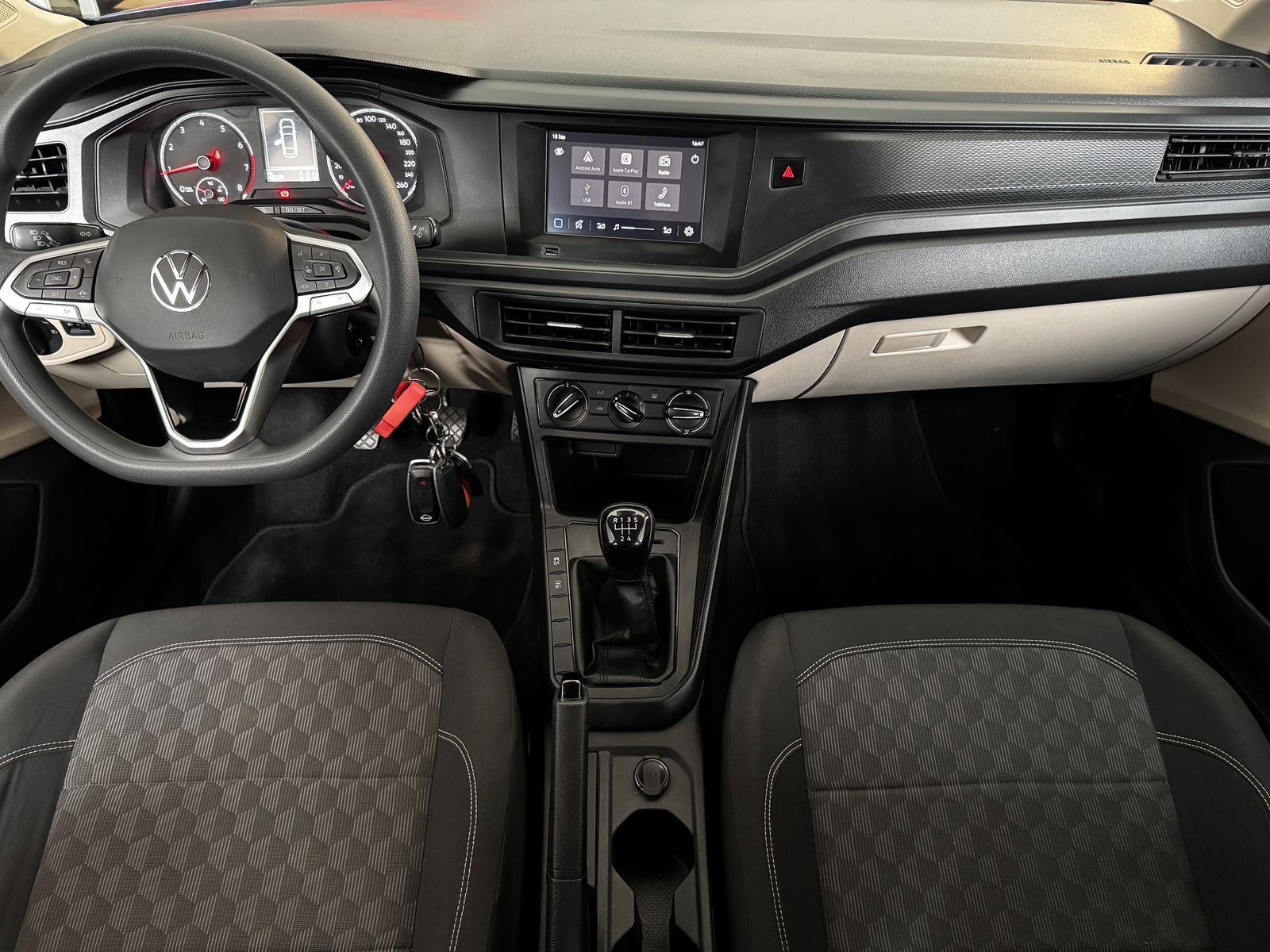 2024 Volkswagen VIRTUS 4P TRENDLINE L41.6 AUT